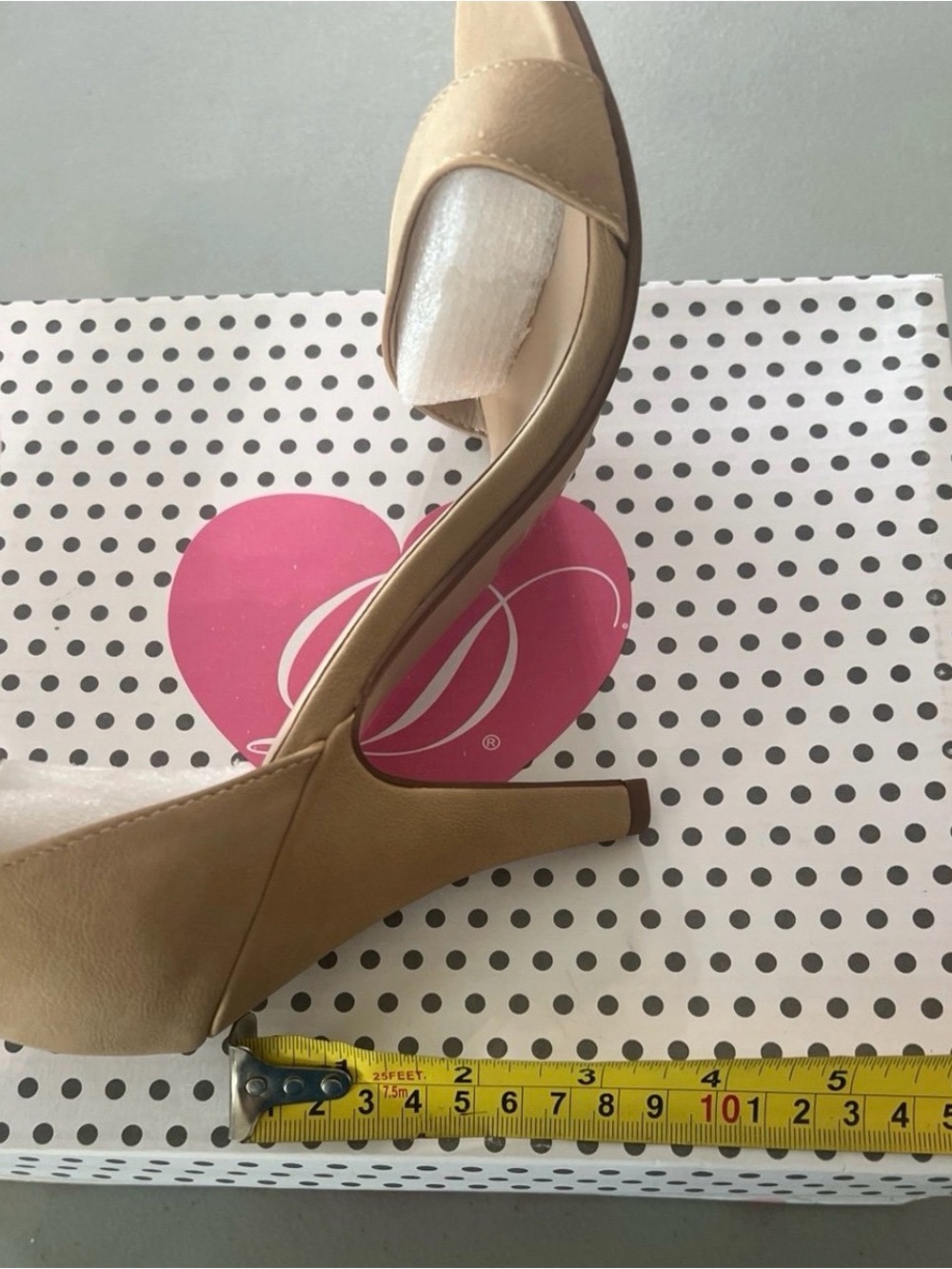 Women’s Tan Open-Toe Ankle Strap Heels Shoes Size 9 - Picture 4 of 5